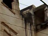 فري برس   ادلب معرة النعمان آثار القصف المدفعي على المنازل31 1 2012