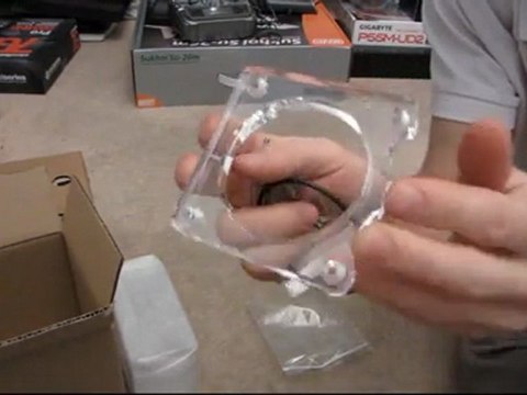 Primochill Typhoon III Water Cooling Reservoir and Pump Top Unboxing & First Look Linus Tech Tips