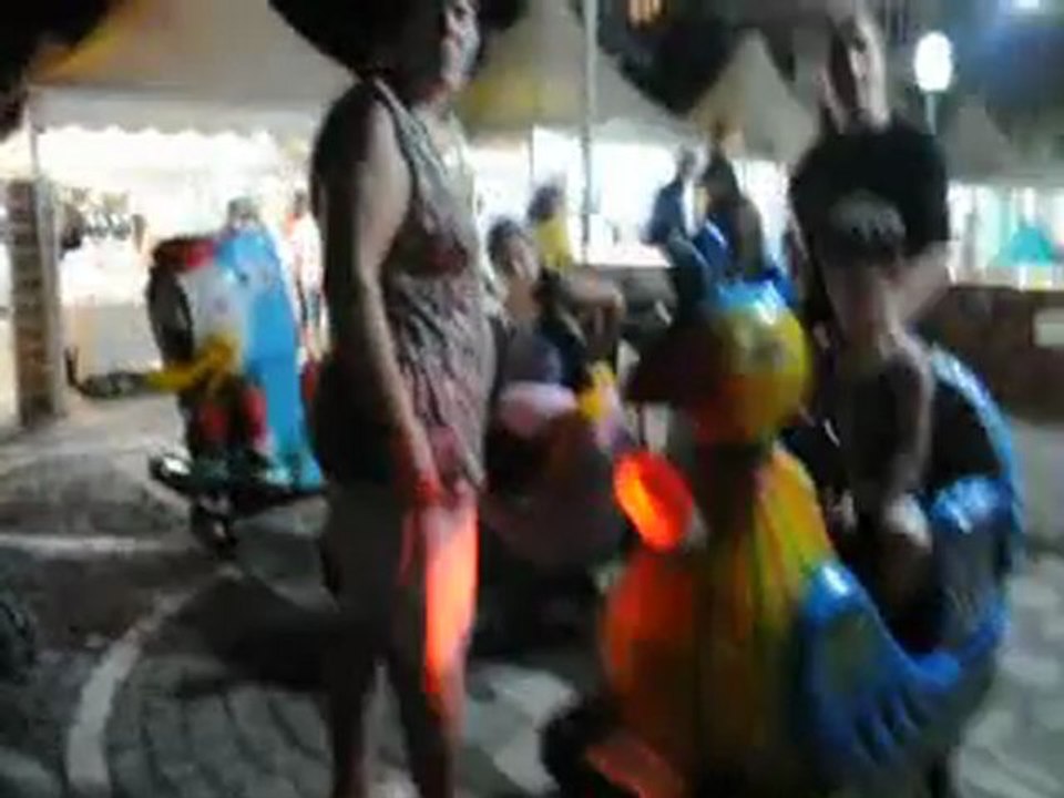 (Avsadahayat.com) Avşa Adası Caddelerinde Gezi