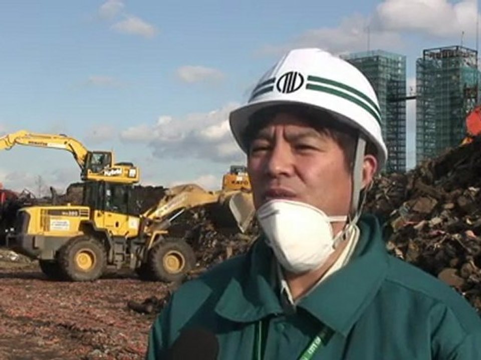 Japan erstickt noch immer im Tsunami-Schutt