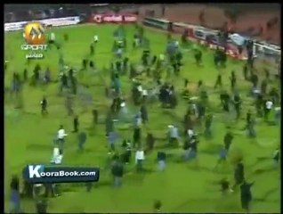 Des émeutes font plus de 70 morts au terme d'un match égyptien (Al Alhy - Al Masri)
