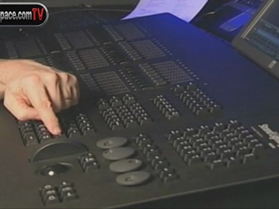 Stagehand TV-Strand Palette Console Training-1