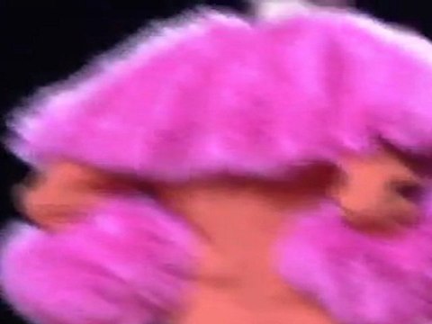 Las nuevas tendencias y el 'glamour' se cruzan en la Fashion Week Madrid