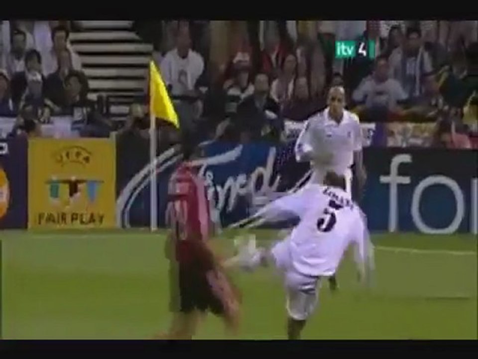 Zidane Leverkusen'e attığı gol