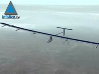 طائرة تعمل بالاشعة الشمسية