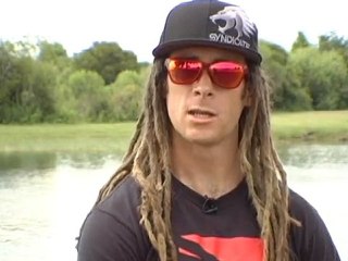 Marcus Brown One-Handed Gate