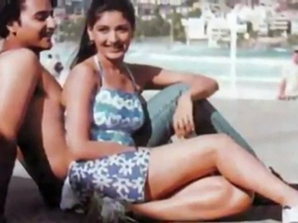 Sonali Bendre Hot Photo
