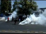 Students clash with police in Santiago, Chile