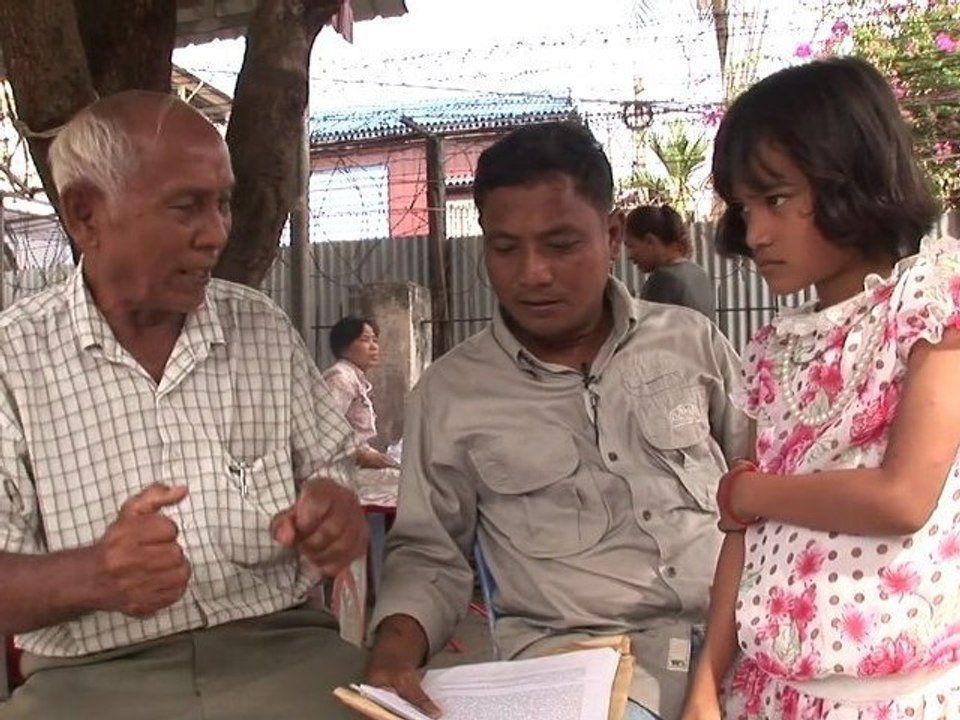 Folteropfer in Kambodscha fordern lebenslänglich für 'Duch'