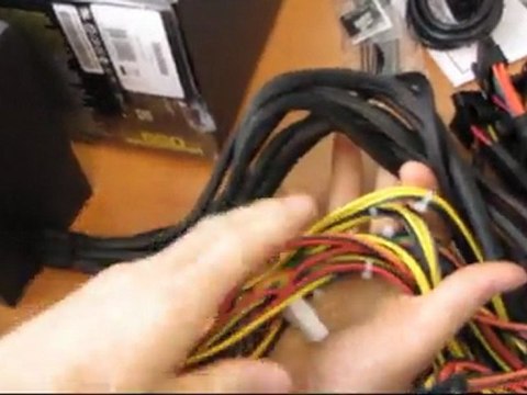 Corsair TX650 650W Power Supply Unboxing & First Look & Gaming Buyer's Guide Linus Tech Tips