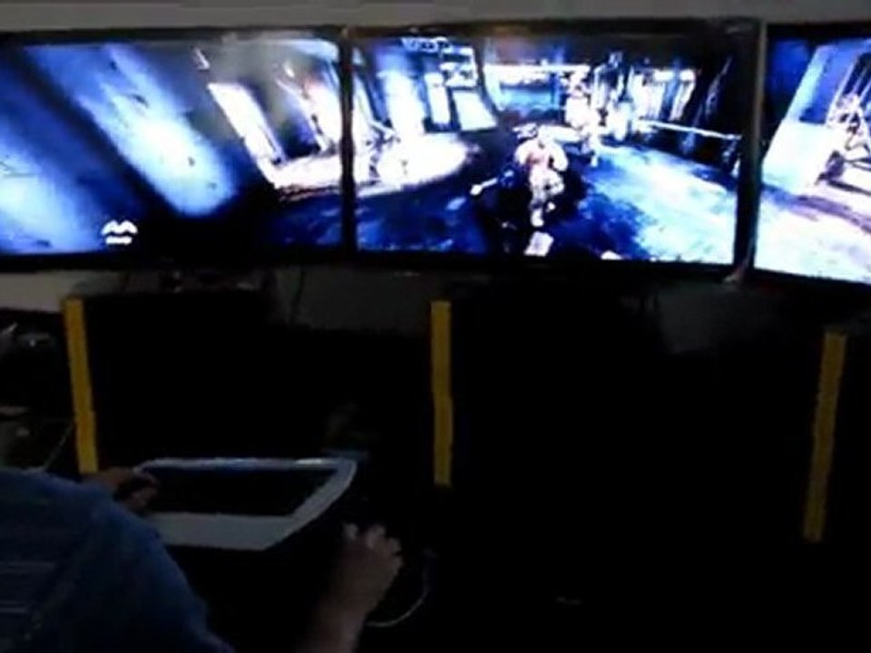 MSI Radeon HD 6870 Batman Arkham Asylum With AMD Eyefinity on 3x 46" LCD TVs Linus Tech Tips
