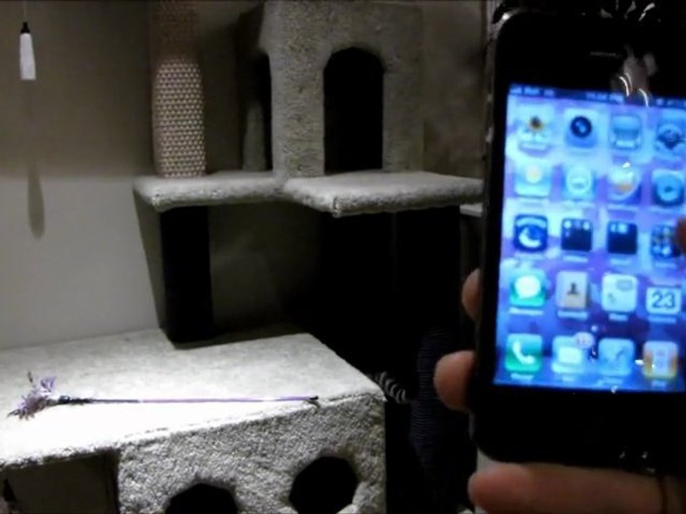 My D-Link Remote Access Security Camera iPhone App Demonstration Linus Tech Tips