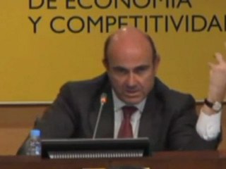 De Guindos presenta la reforma del sistema financiero