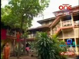 Woh Rehne Wali Mehlon Ki - 3rd February 2012 - pt2