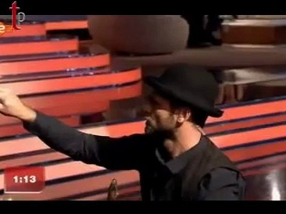 Painter-performer sparkles on a TV show in Germany