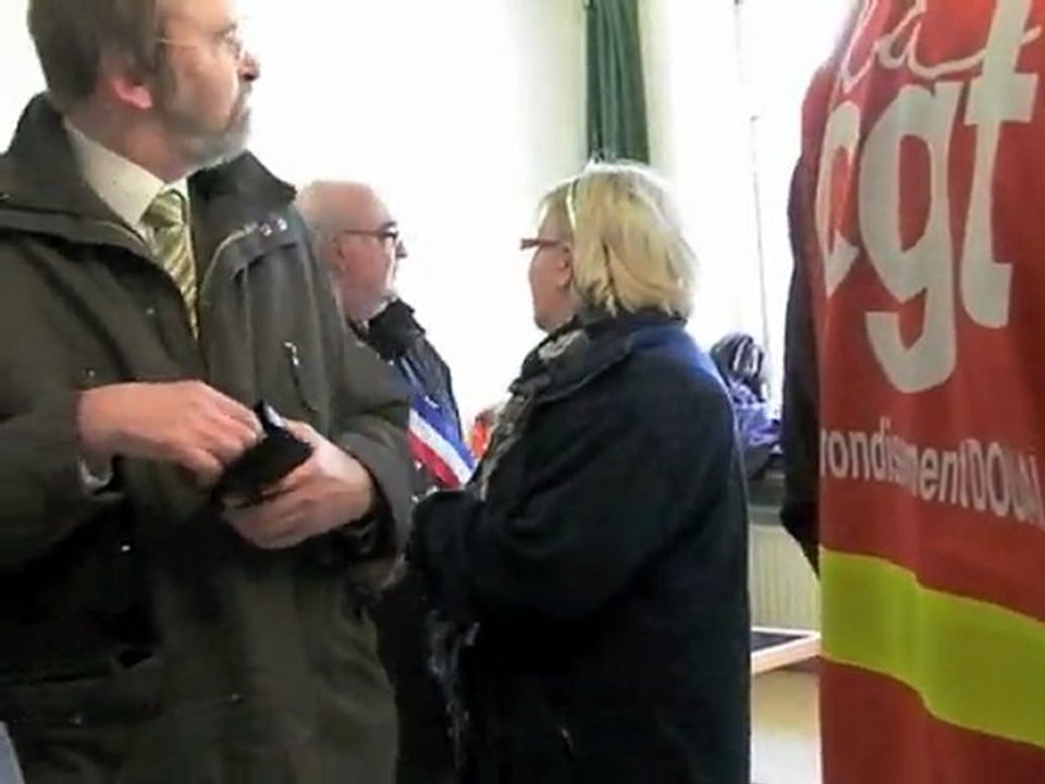 Grève à le centrale d'Aldi à Cuincy