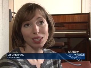 liz dans l'émission "Grand Angle" sur la chaine "Yvelines Première"