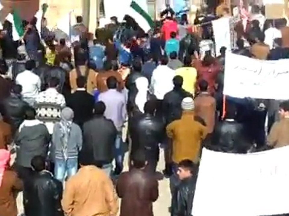 فري برس   مظاهرة قرية السحارة في جمعة عذرا حماة 3 2 2012