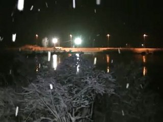 01.02.12 S. Giulia neve sul ponte in barche