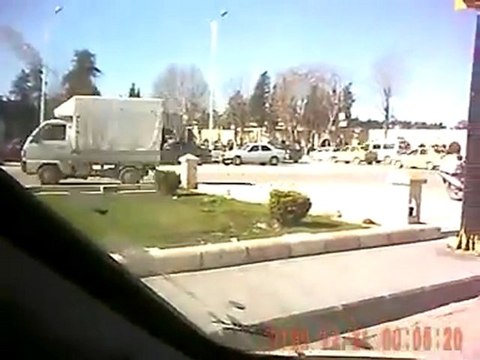 فري برس حماه صبغ شوارعها باللون الاحمر بذكرى مجزرتهـ30ـا 2 2 2012