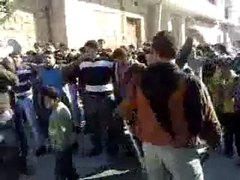 فري برس الأتارب بريف حلب مظاهرة طلابية بمشاركة الحرائر 2 2 2012 ج3