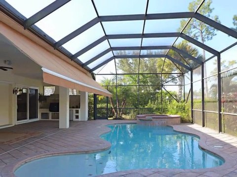 4980 Cerromar Drive Naples Lakes Country Club