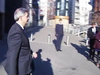 Eclaboussé par un scandale, un ministre britannique...