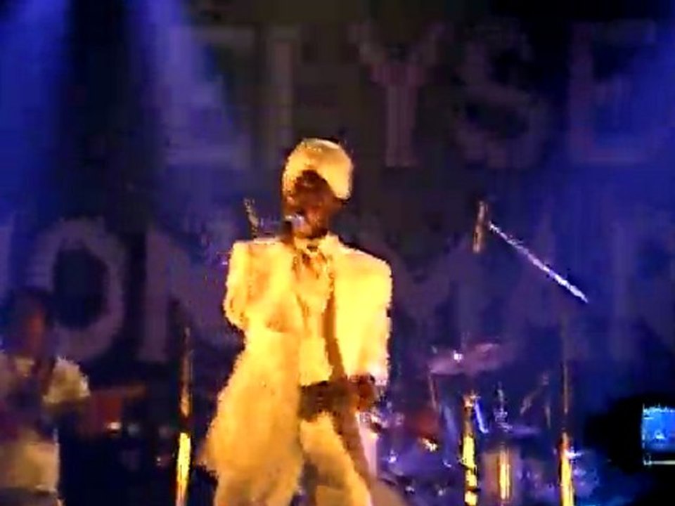 Elysée Monmartre 2009 Sizzla - Why shoud I