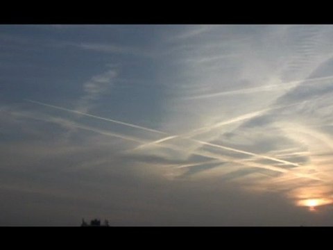 France 94 Chemtrails Epandages Aériens le 29 Oct 2009 matin