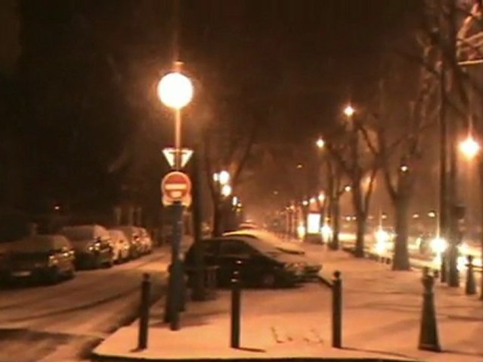 IL NEIGE A MARSEILLE 2012