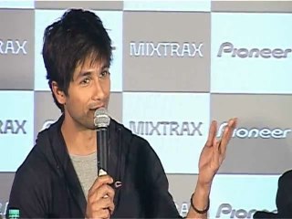 Shahid Kapoor Launches Pioneers Product