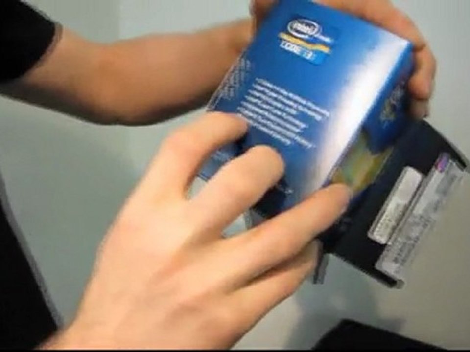 Intel Core i3 2105 Sandy Bridge CPU Unboxing & First Look Linus Tech Tips