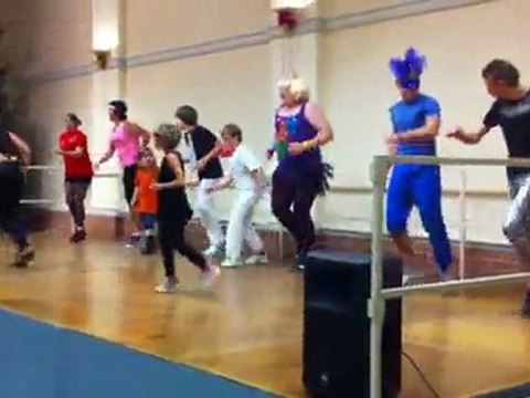 Lili Zumba : Dance Dance Dance - Sur scène avec Gaga ( Esquerdes)