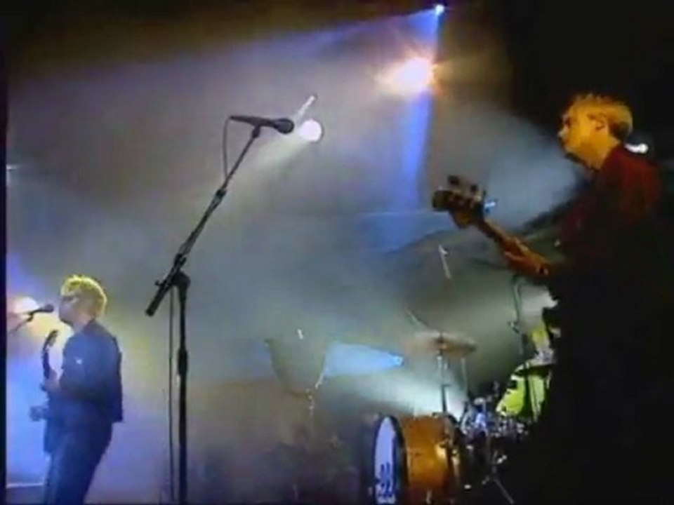 Eels - Novocaine For The Soul (live)