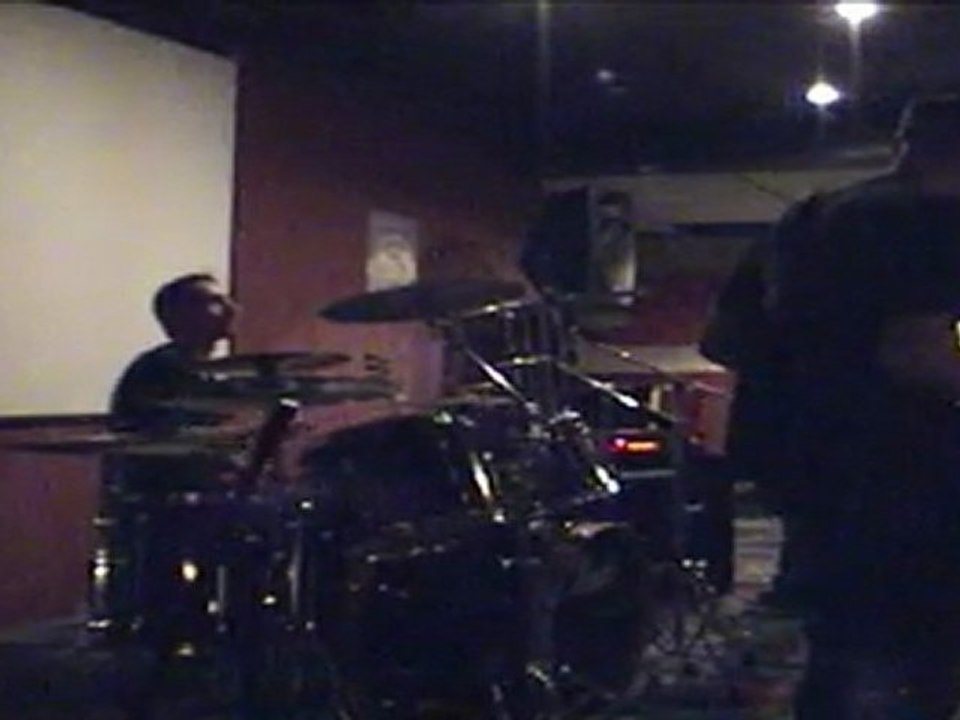 Je vie sur un Volcan - @Coyote Mai 2011