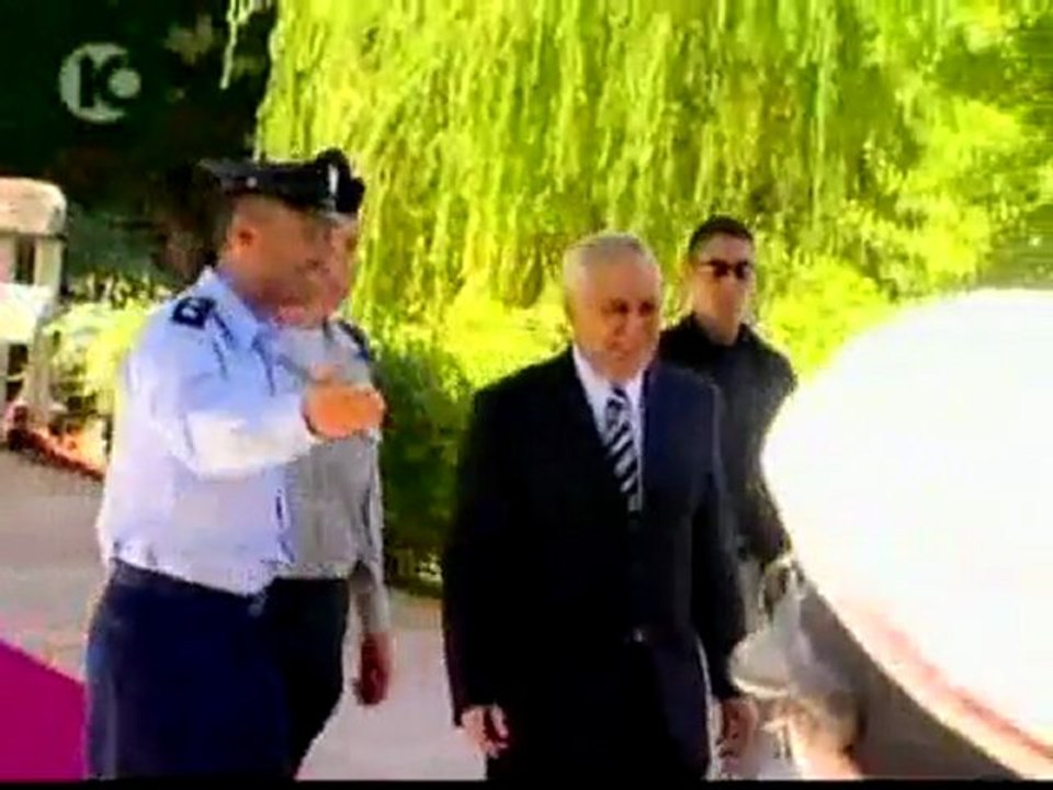 Presidente en el banquillo