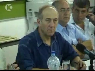 Olmert viaja al norte para la reconstrucción
