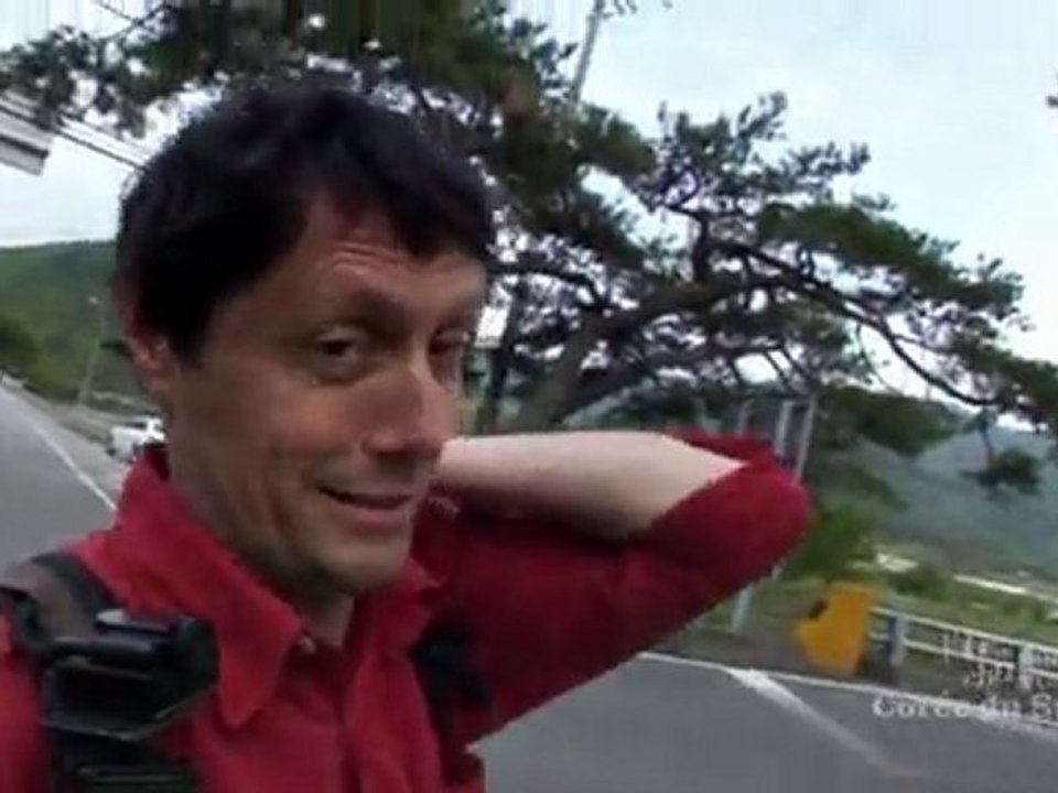 Antoine de Maximy est ivre en Corée du Sud