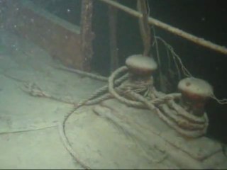 Epave du France en plongée au lac d'Annecy