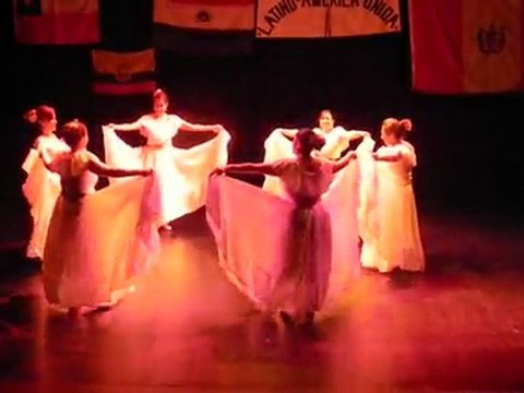 Danses colombiennes Festival Saint Genis 2011