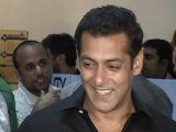 Salman Khan Skips Riteish And Genelia's Wedding - Bollywood Gossip