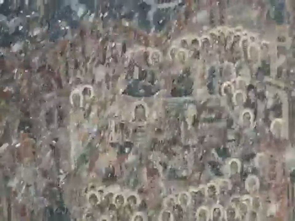 Manastirea Petru Voda ca n povesti. Ninge pentru Romania