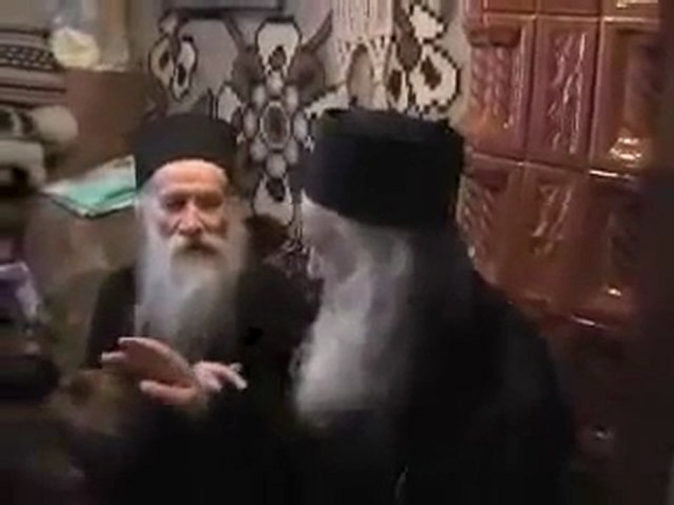 Parintele Ioanichie si Parintele Justin la Petru Voda: Nu ne lasam!