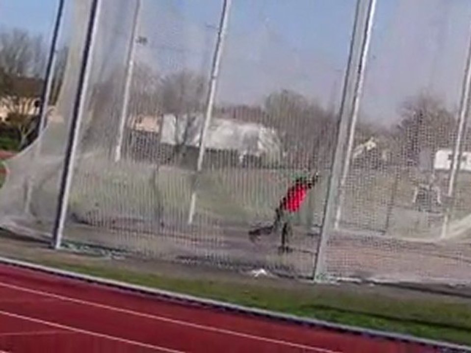 hammer throw jb 9ans