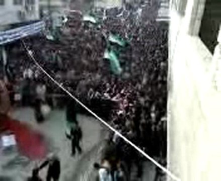 فري برس حماة احرار طيبة الامام جمعة عذرا حماة سامحينا 3 2 2012 ج4