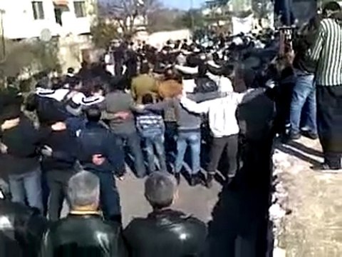 فري برس اللاذقية الحفة بابنا والجنكيل جمعة عذرا حماة سامحينا 03 02 2012 ج2