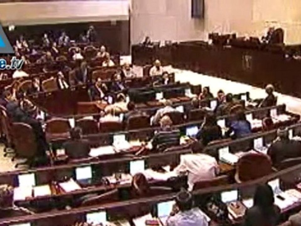 Netanyahu obligado a aplazar votación de justicia social