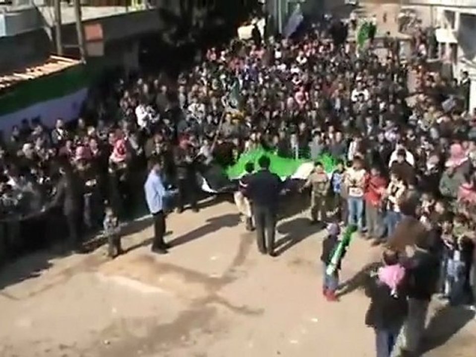 فري برس   ادلب جسرالشغور قرية الكستن مظاهرة حاشدة جمعة عذرا حماة سامحينا 3 2 2012