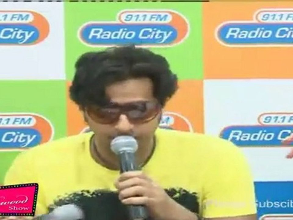 Dashing Salim Merchant Speaks About His Singing @ Music Launch Of Movie "Teri Rehmatein"