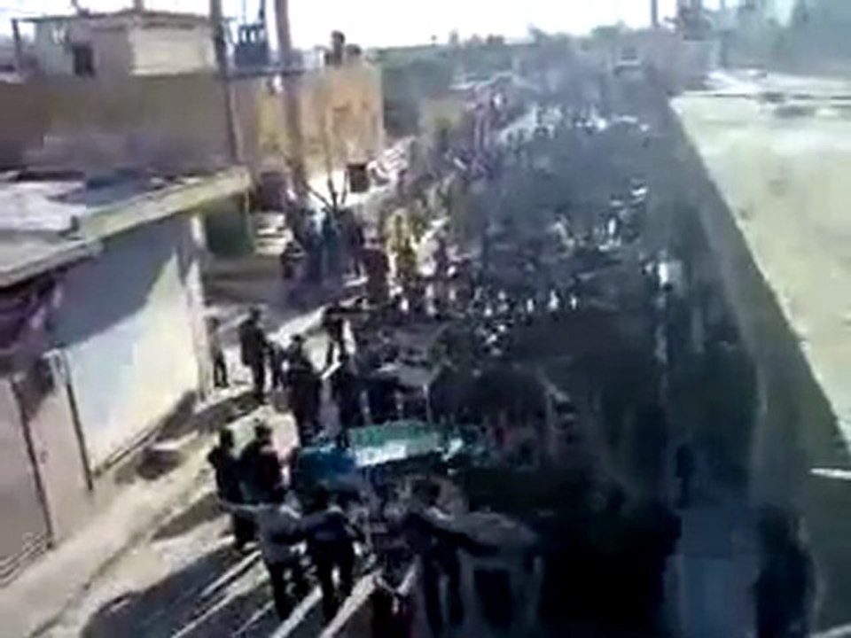 فري برس   ادلب   سرمدا    جمعة عذرا حماة سامحينا 3 2 2012 ج1